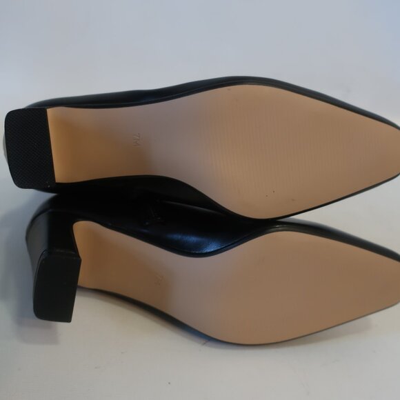 NWOB Womens Steve Madden Willah Black Faux Leather Ankle Zip Heeled Booties 7 - Picture 12 of 14